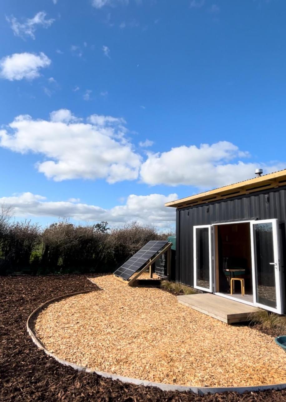 Cosy Tiny Container Cabin Carterton エクステリア 写真